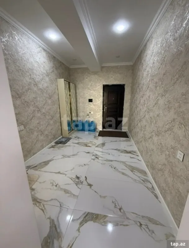Kirayə verilir 3 otaqlı yeni tikili 68 m²