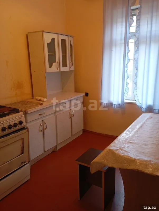 Satılır 2 otaqlı mənzil 56 m²
