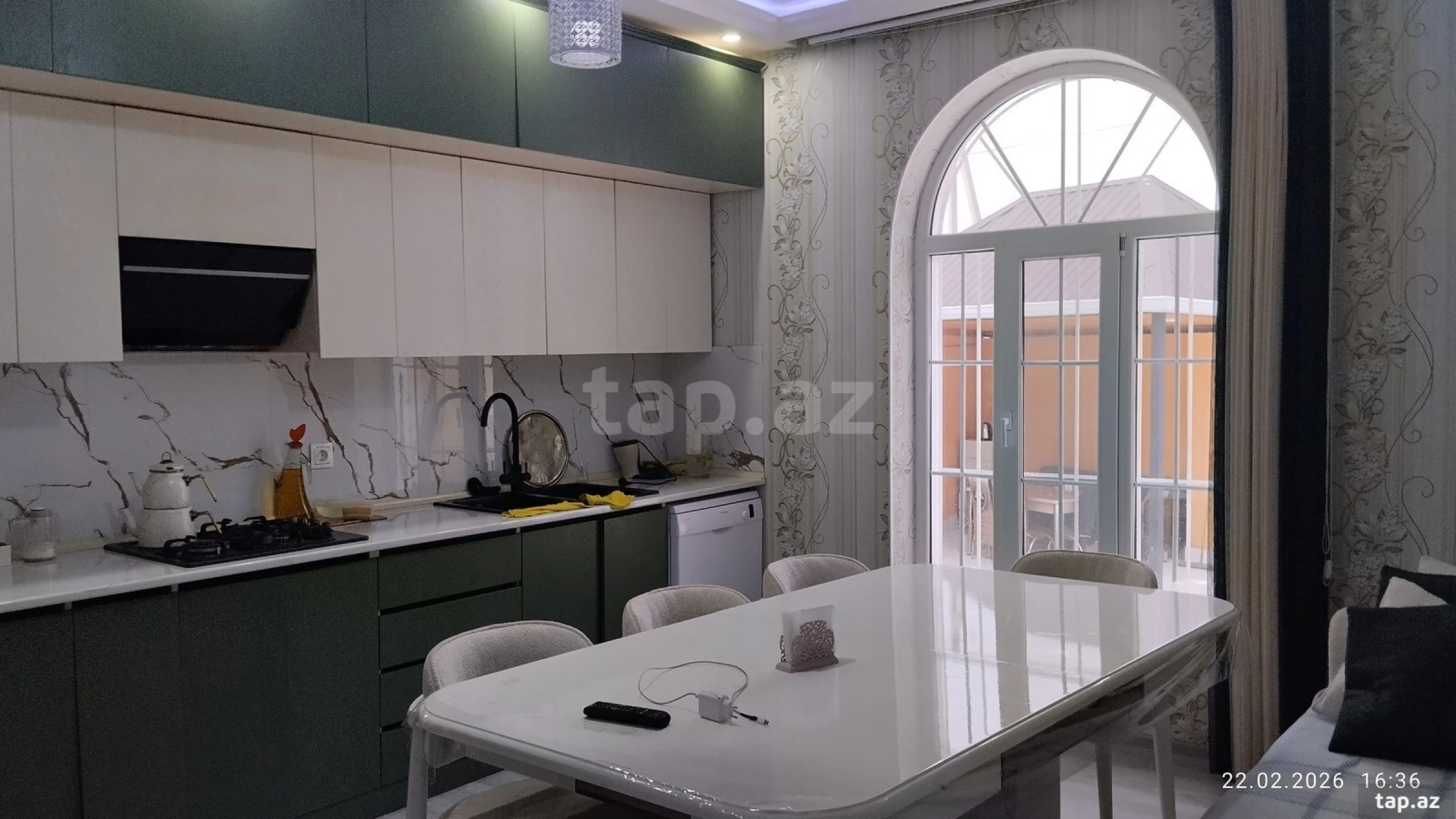 Satılır 4 otaqlı həyət evi