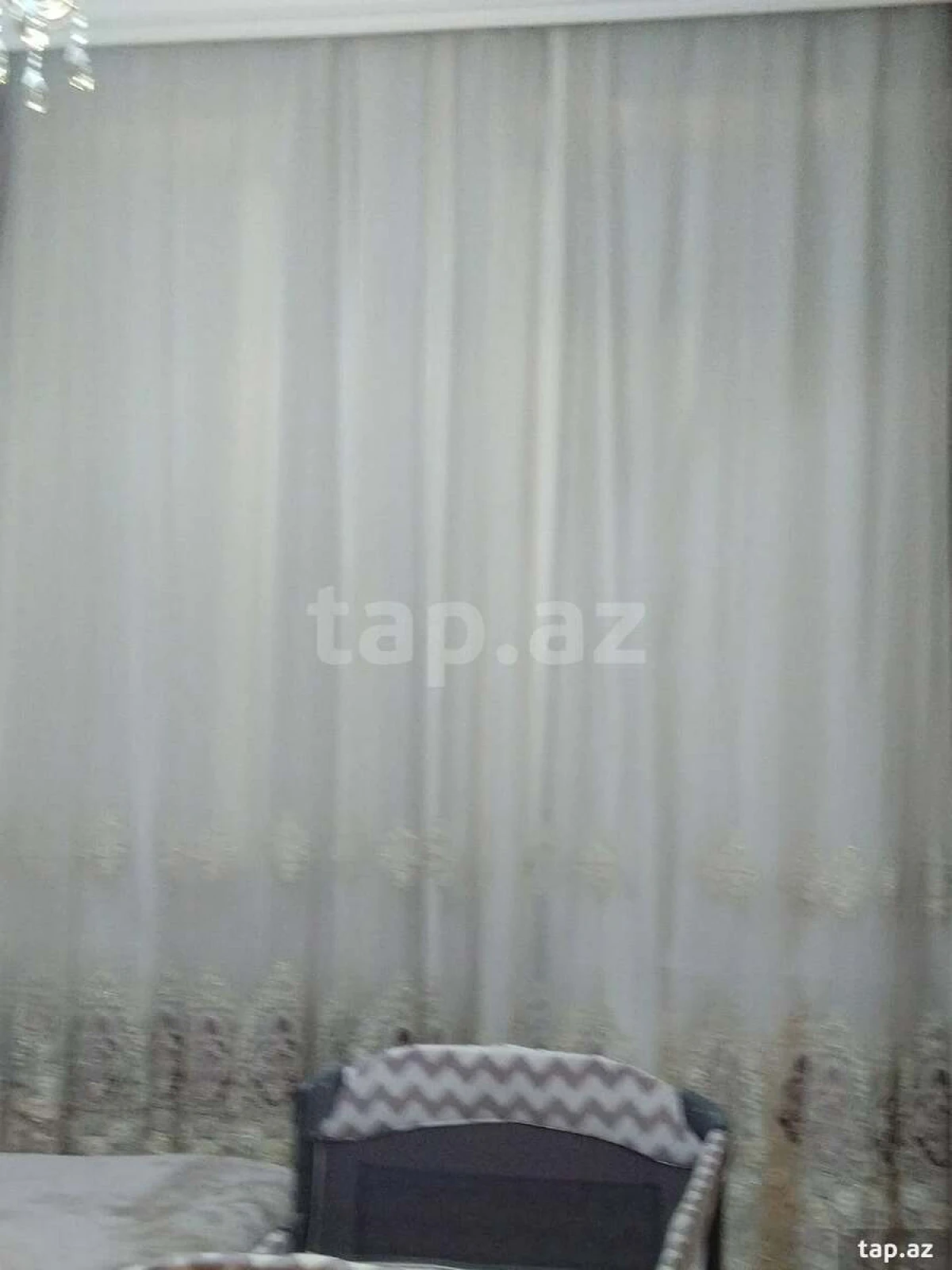 Satılır 6 otaqlı həyət evi