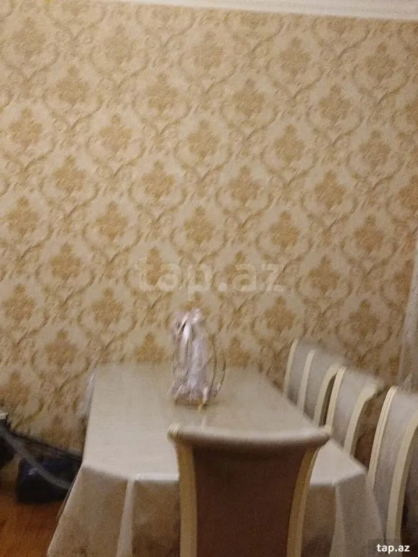 Satılır 6 otaqlı həyət evi