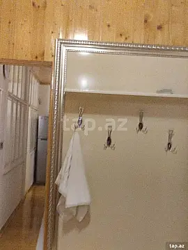 Satılır 6 otaqlı həyət evi