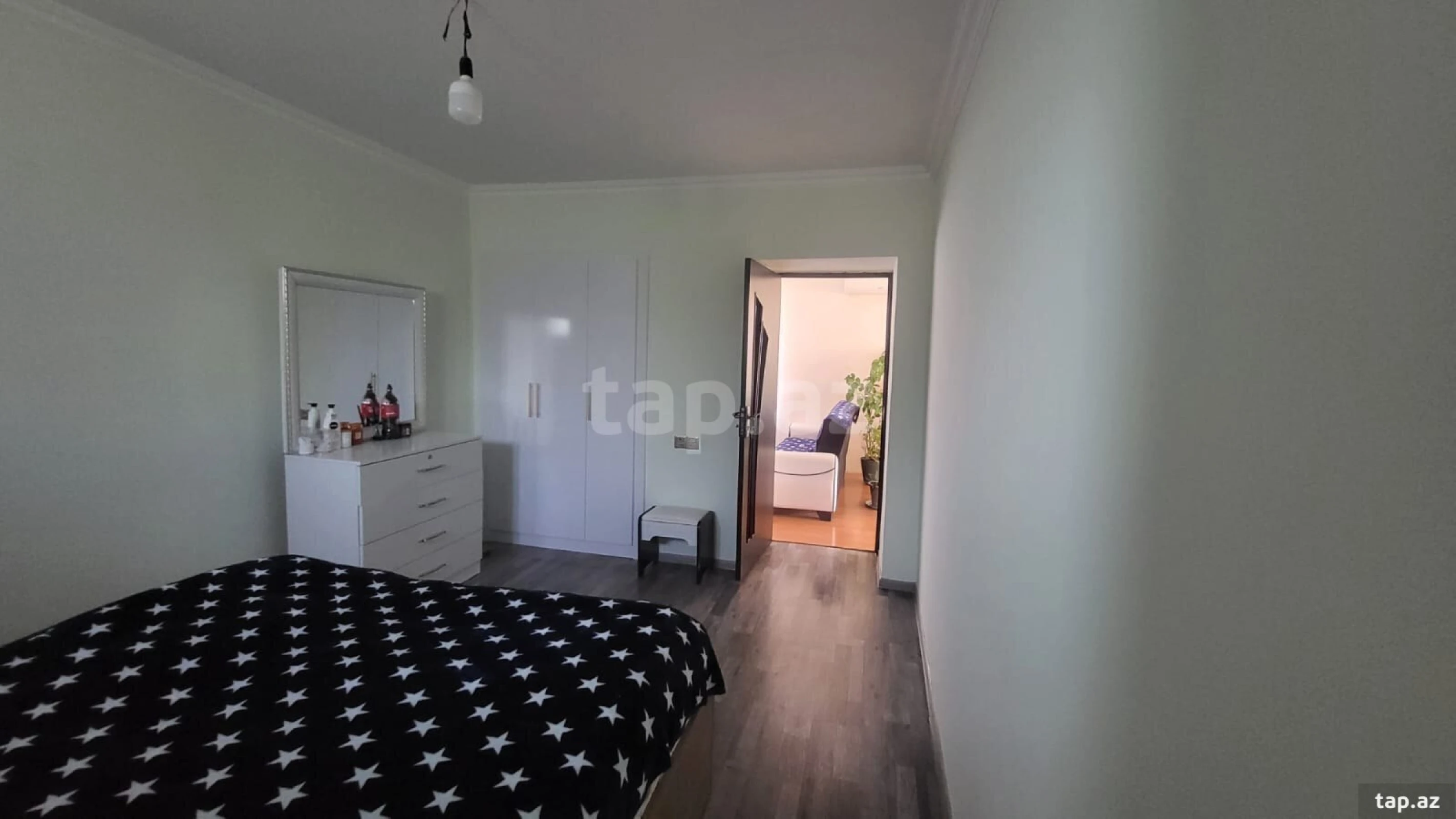 Satılır 5 otaqlı həyət evi