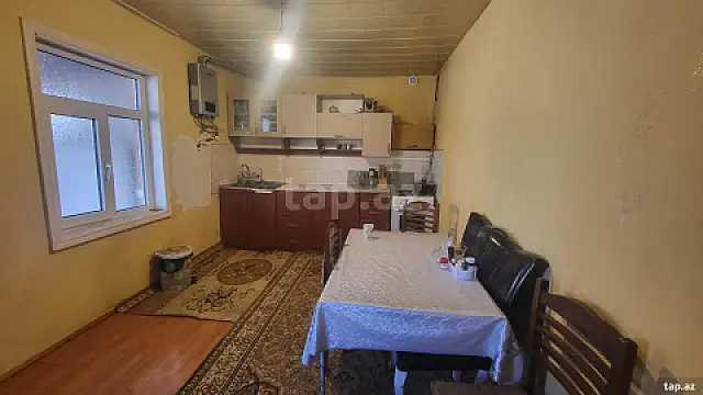 Satılır 5 otaqlı həyət evi