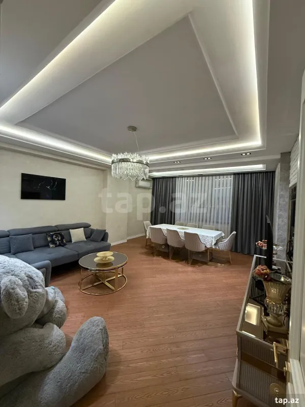 Satılır 3 otaqlı yeni tikili 125 m²