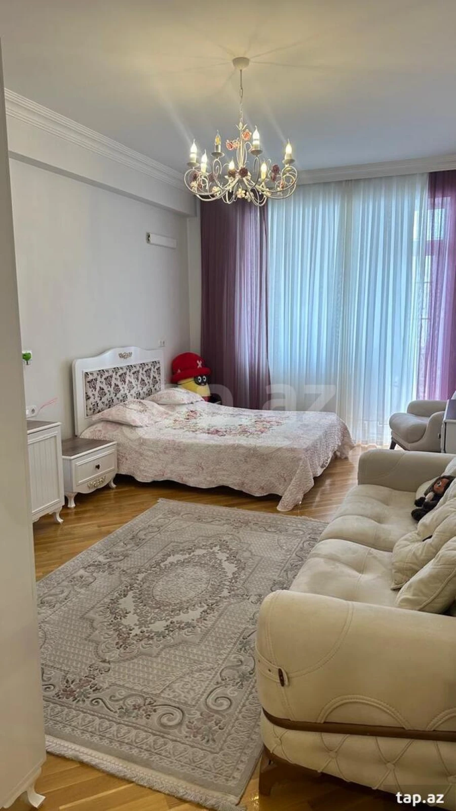 Satılır 3 otaqlı yeni tikili 160 m²