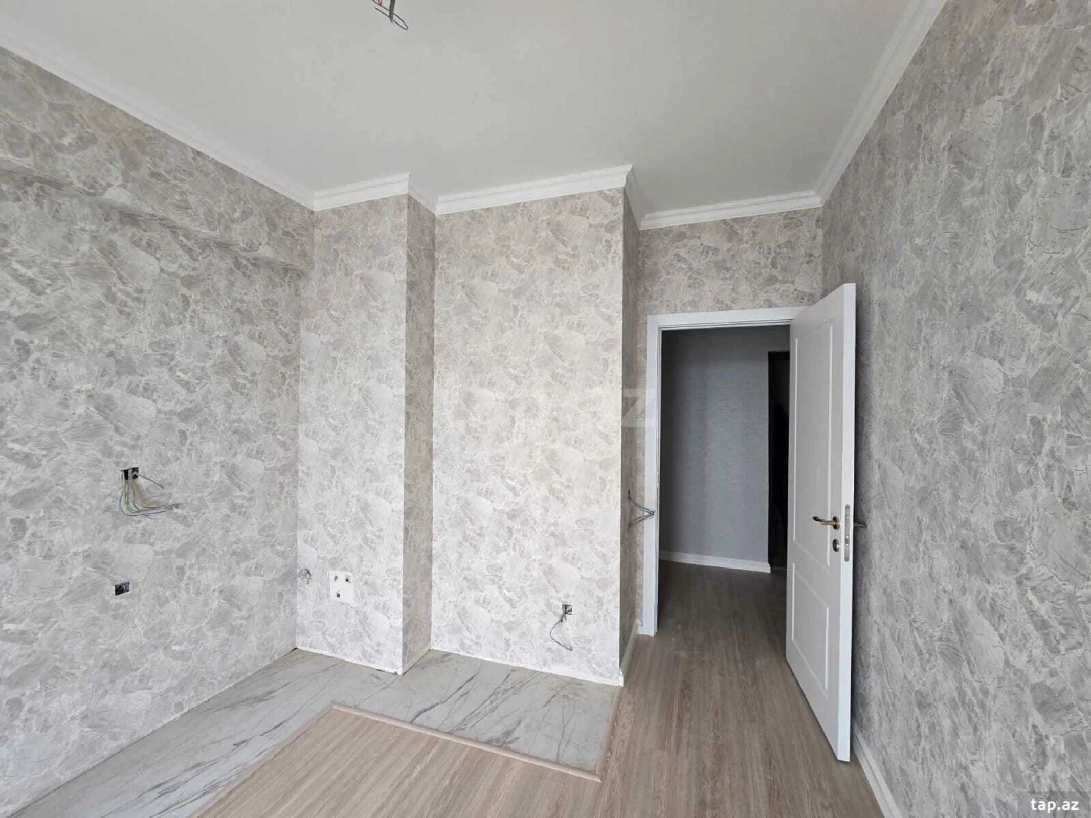 Satılır 2 otaqlı yeni tikili 39 m²