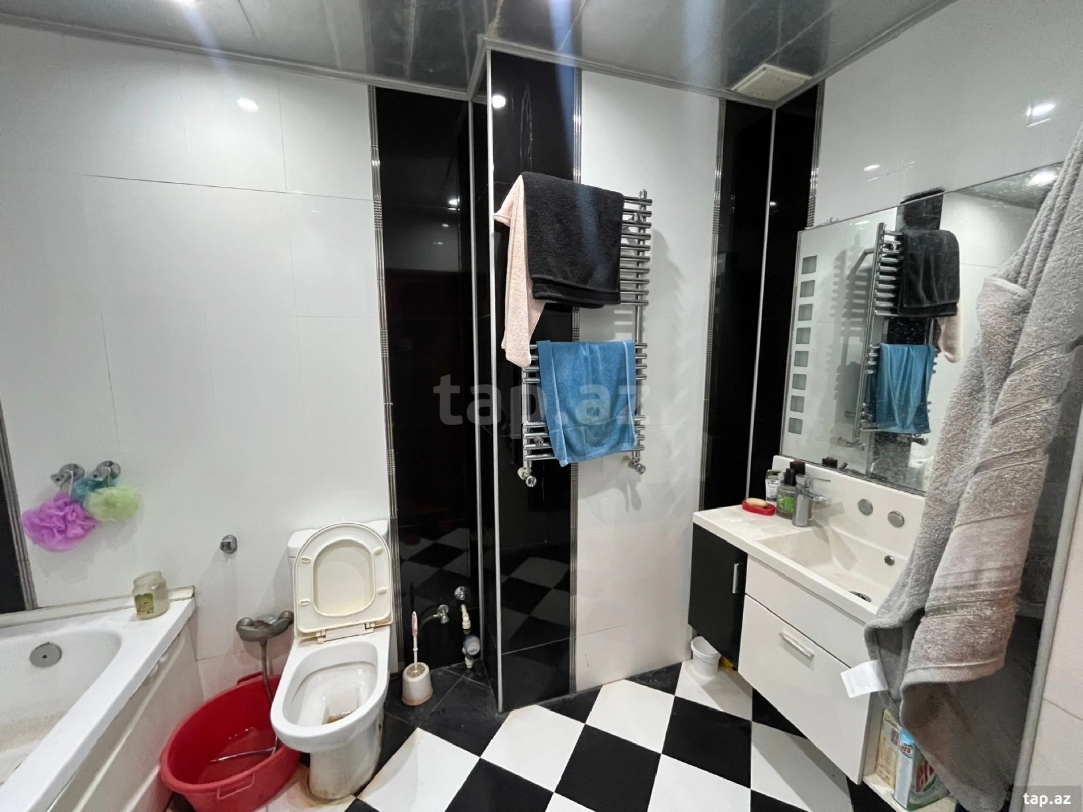 Kirayə verilir 2 otaqlı yeni tikili 250 m²