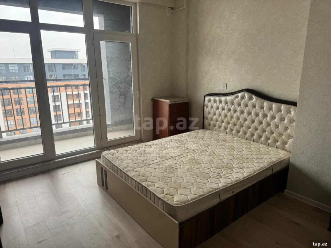 Kirayə verilir 1 otaqlı yeni tikili 35 m²
