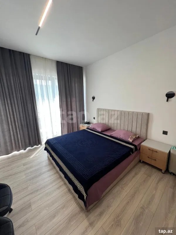 Satılır 5 otaqlı həyət evi