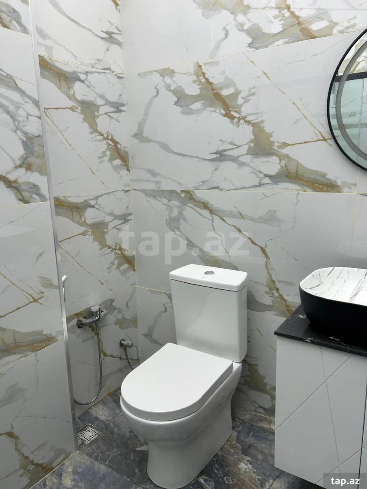 Satılır 2 otaqlı yeni tikili 55 m²