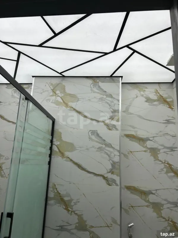 Satılır 2 otaqlı yeni tikili 55 m²