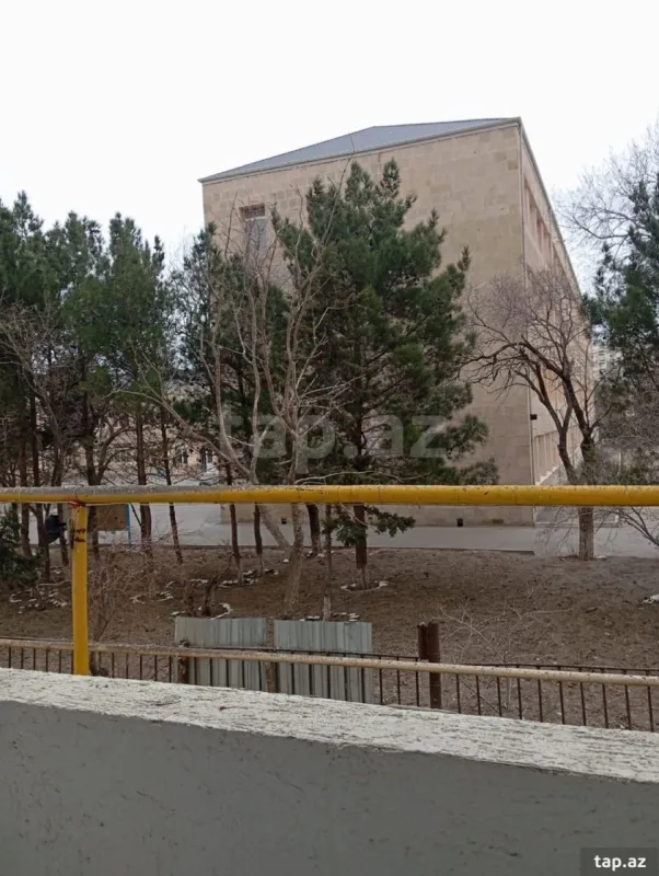 Satılır 3 otaqlı yeni tikili 90 m²