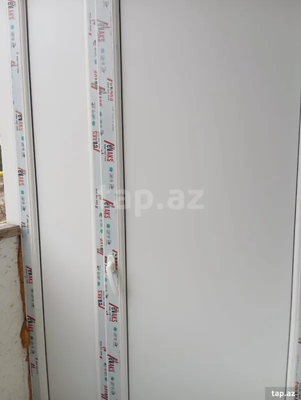 Satılır 3 otaqlı yeni tikili 90 m²