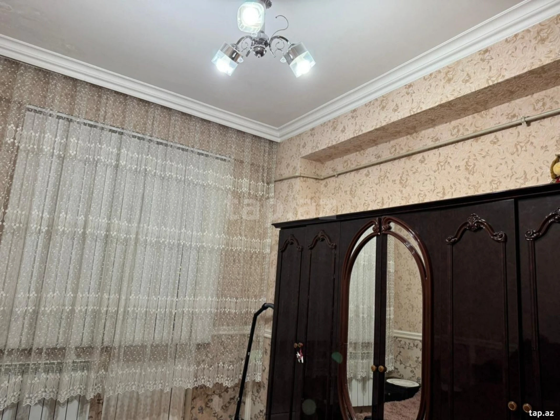 Satılır 2 otaqlı yeni tikili 60 m²