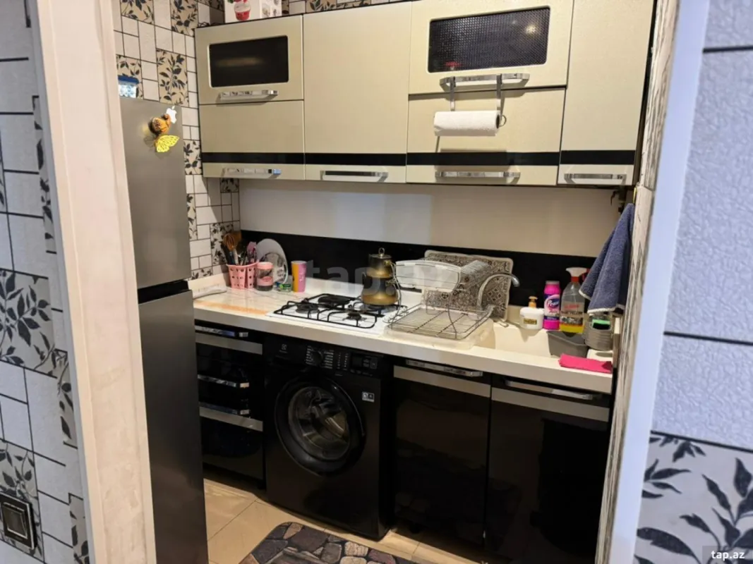 Satılır 2 otaqlı yeni tikili 60 m²