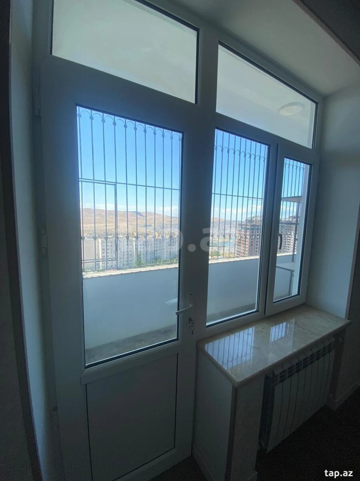 Kirayə verilir 3 otaqlı yeni tikili 75 m²