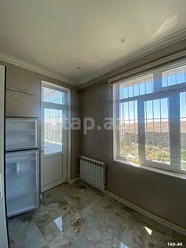 Kirayə verilir 3 otaqlı yeni tikili 75 m²