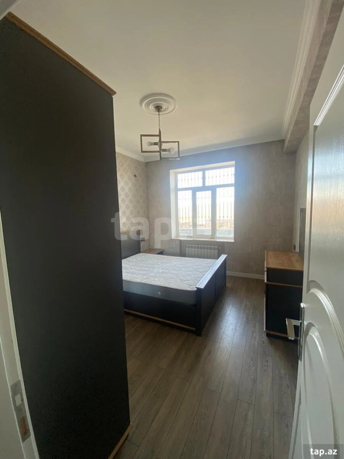 Kirayə verilir 3 otaqlı yeni tikili 75 m²