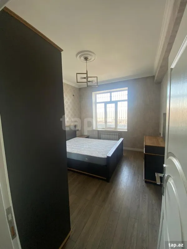 Kirayə verilir 3 otaqlı yeni tikili 75 m²
