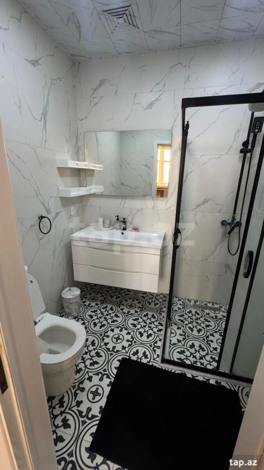 Kirayə verilir 3 otaqlı yeni tikili 134 m²