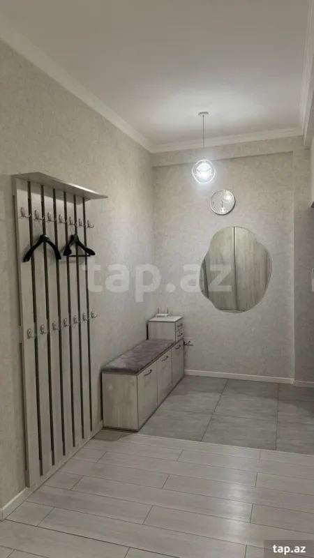 Kirayə verilir 3 otaqlı yeni tikili 134 m²