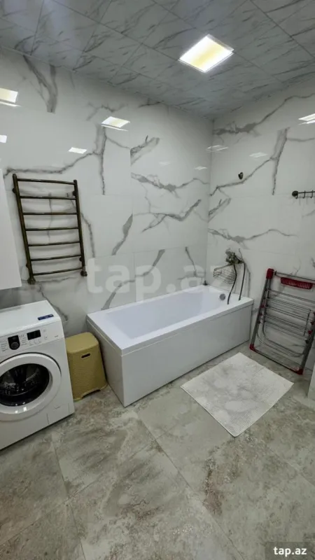 Kirayə verilir 3 otaqlı yeni tikili 134 m²