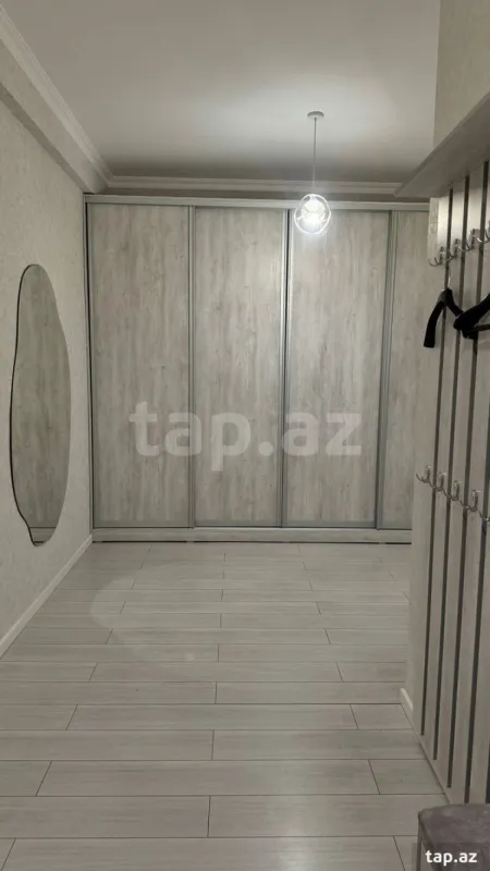 Kirayə verilir 3 otaqlı yeni tikili 134 m²