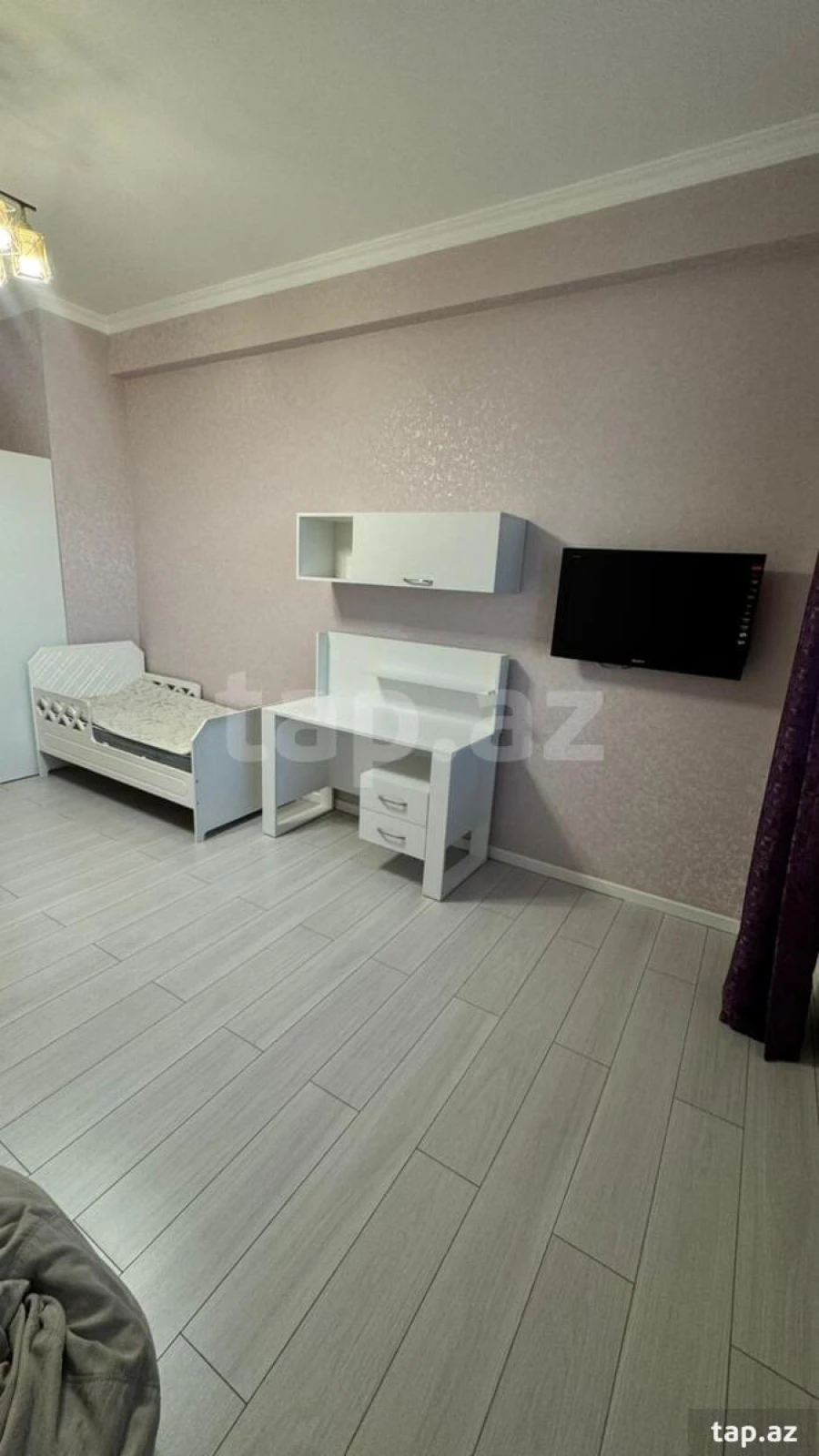 Kirayə verilir 3 otaqlı yeni tikili 134 m²