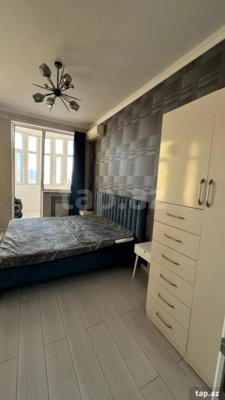 Kirayə verilir 3 otaqlı yeni tikili 134 m²