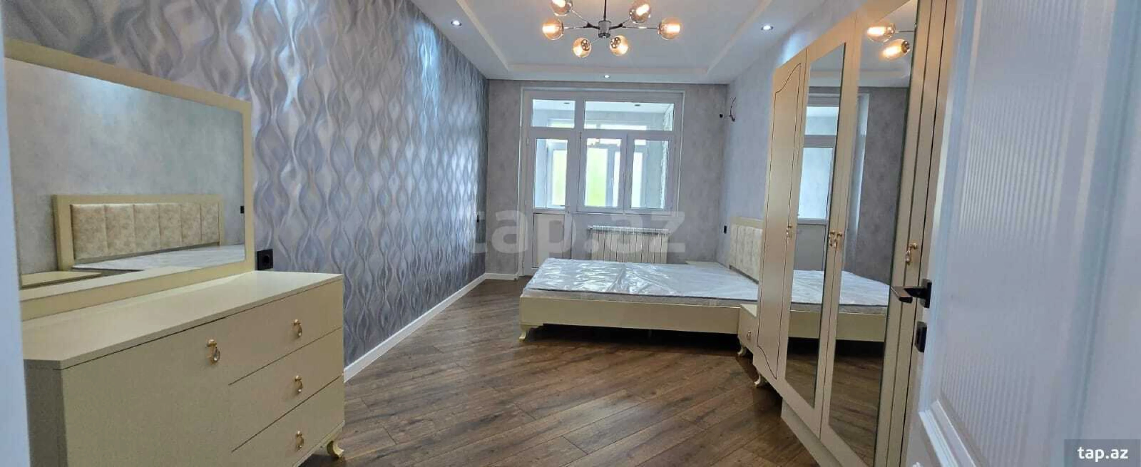 Kirayə verilir 4 otaqlı mənzil 110 m²