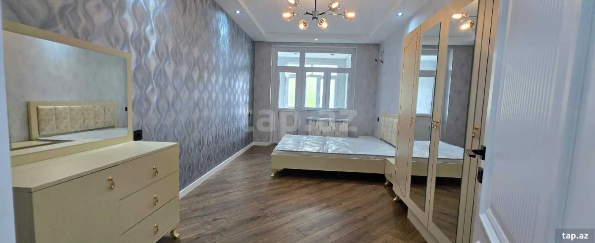 Kirayə verilir 4 otaqlı mənzil 110 m²