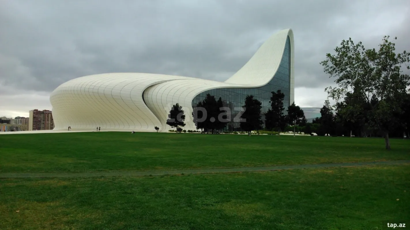 Kirayə verilir 2 otaqlı yeni tikili 55 m²