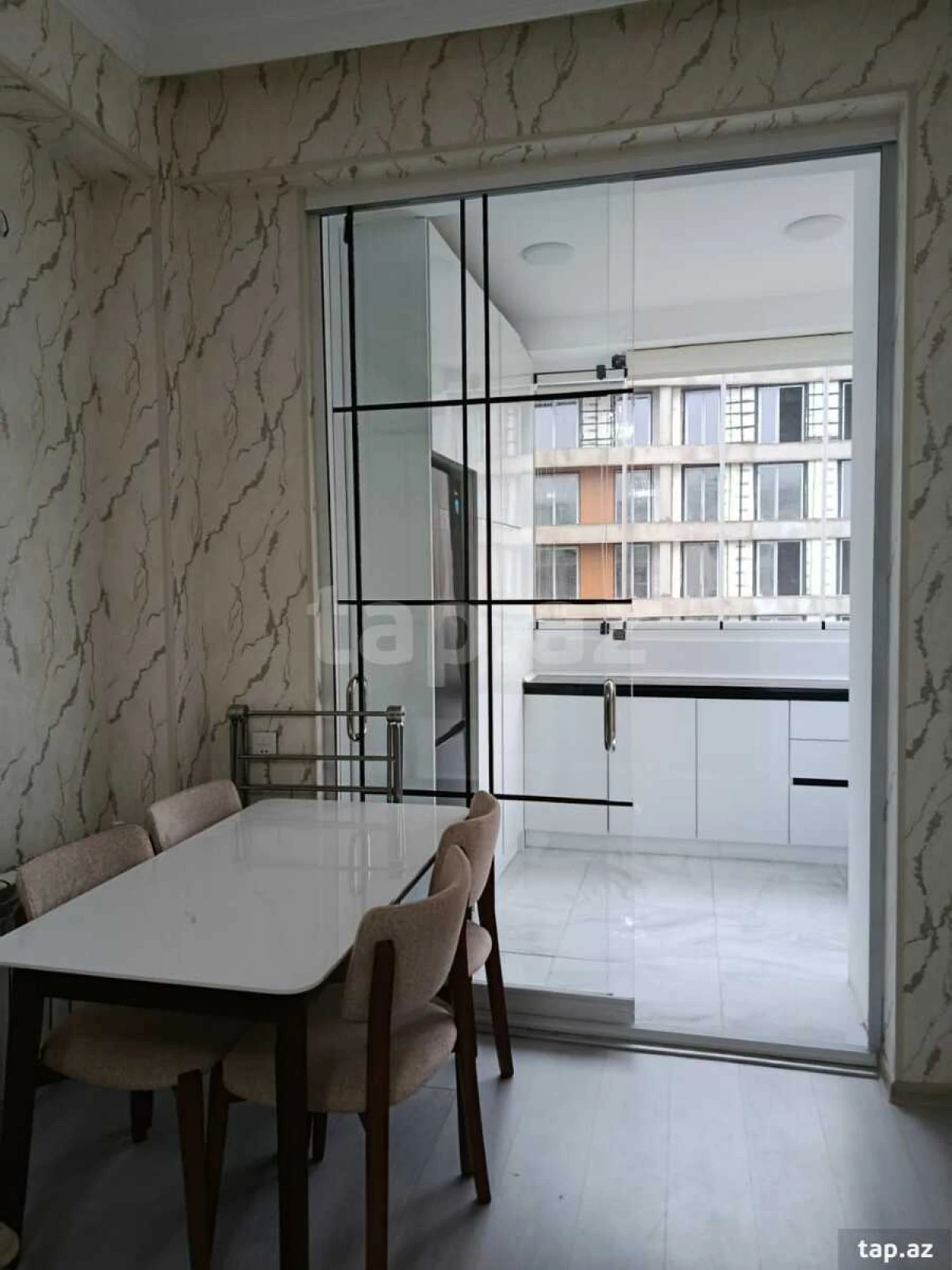 Kirayə verilir 2 otaqlı yeni tikili 55 m²