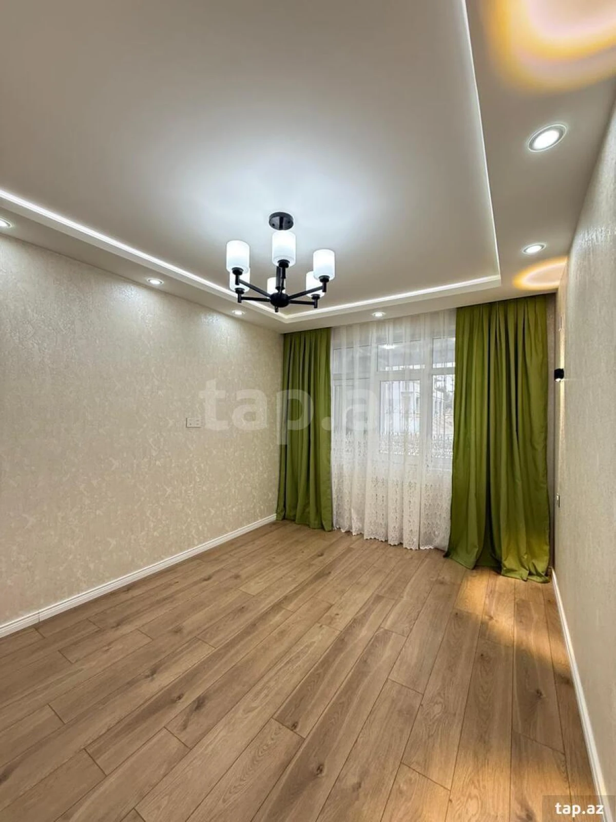 Satılır 2 otaqlı mənzil 60 m²
