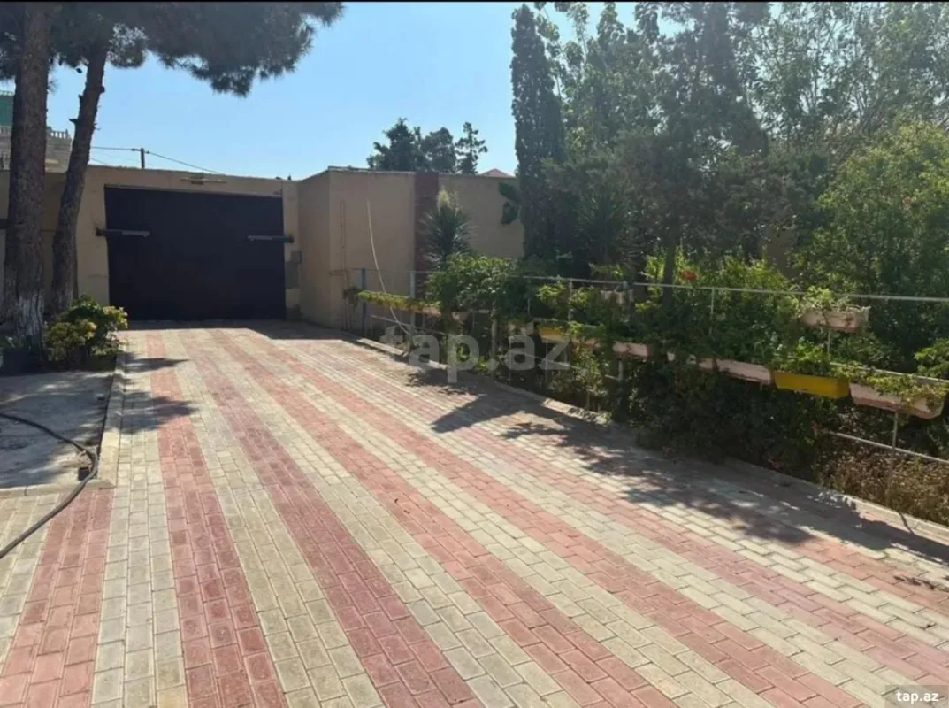 Kirayə verilir 4 otaqlı həyət evi