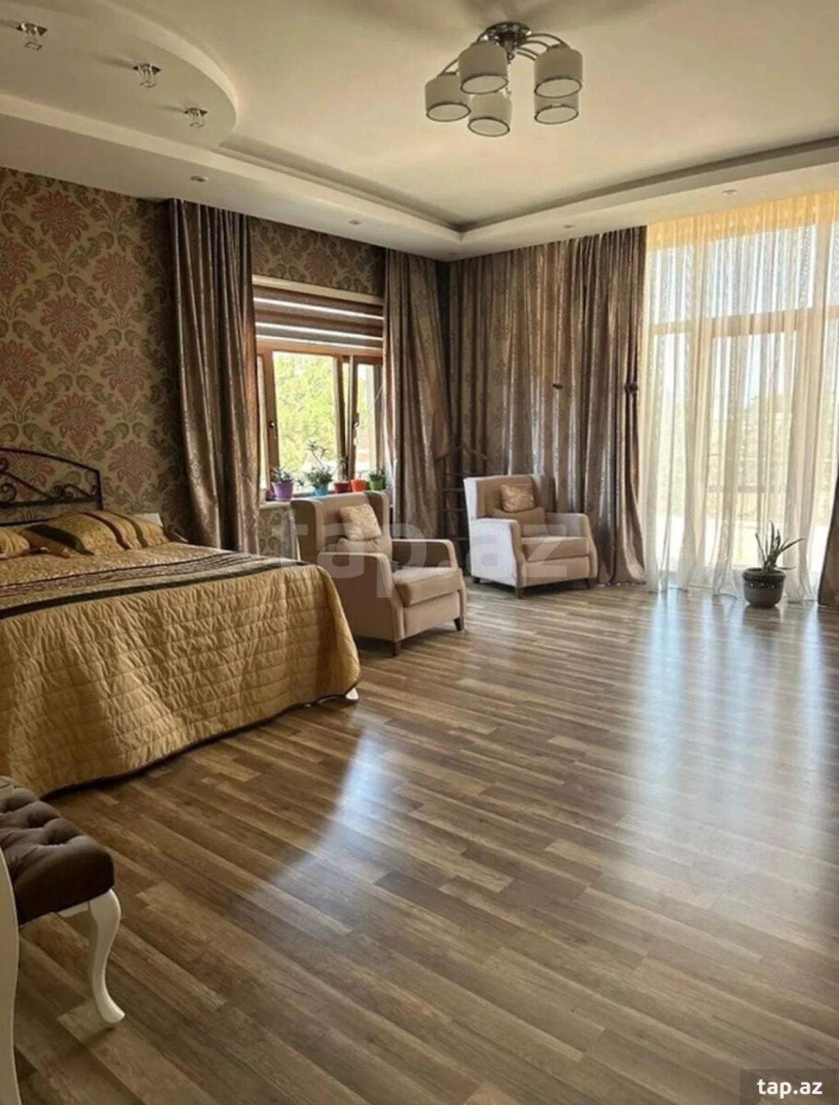 Kirayə verilir 4 otaqlı həyət evi