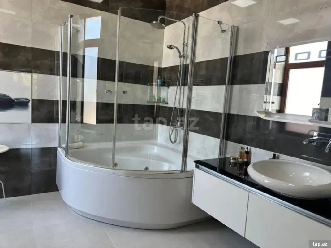 Kirayə verilir 4 otaqlı həyət evi