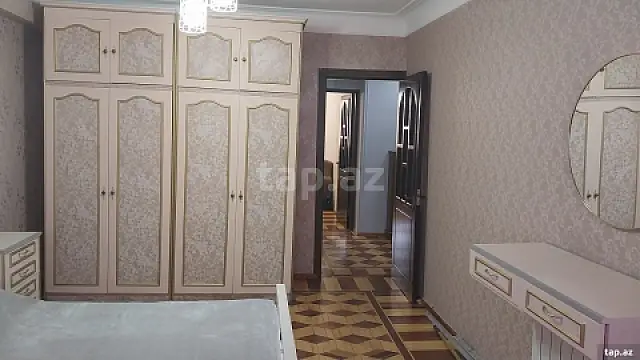Kirayə verilir 2 otaqlı mənzil 80 m²