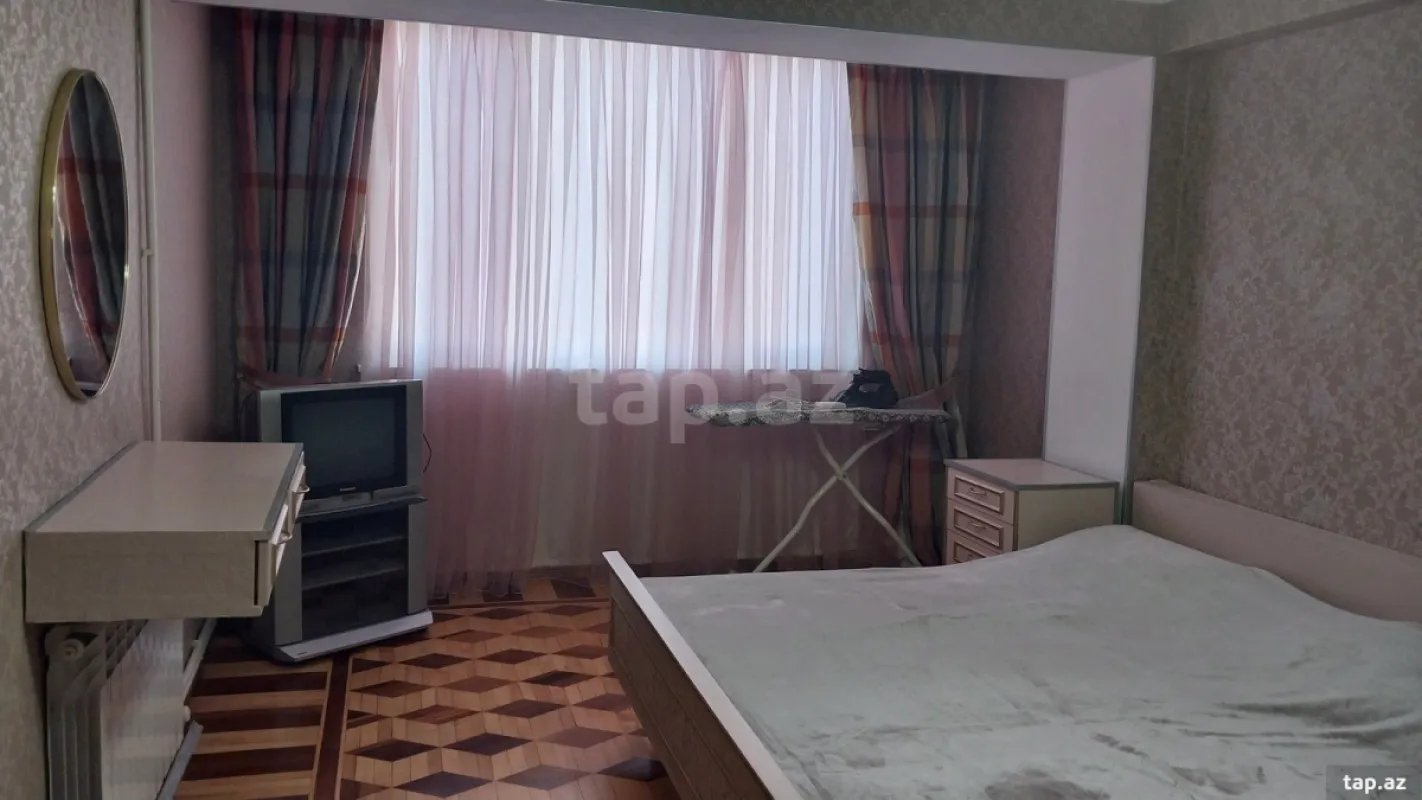 Kirayə verilir 2 otaqlı mənzil 80 m²