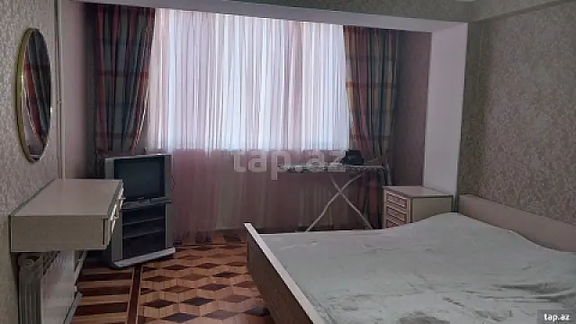 Kirayə verilir 2 otaqlı mənzil 80 m²