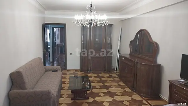 Kirayə verilir 2 otaqlı mənzil 80 m²