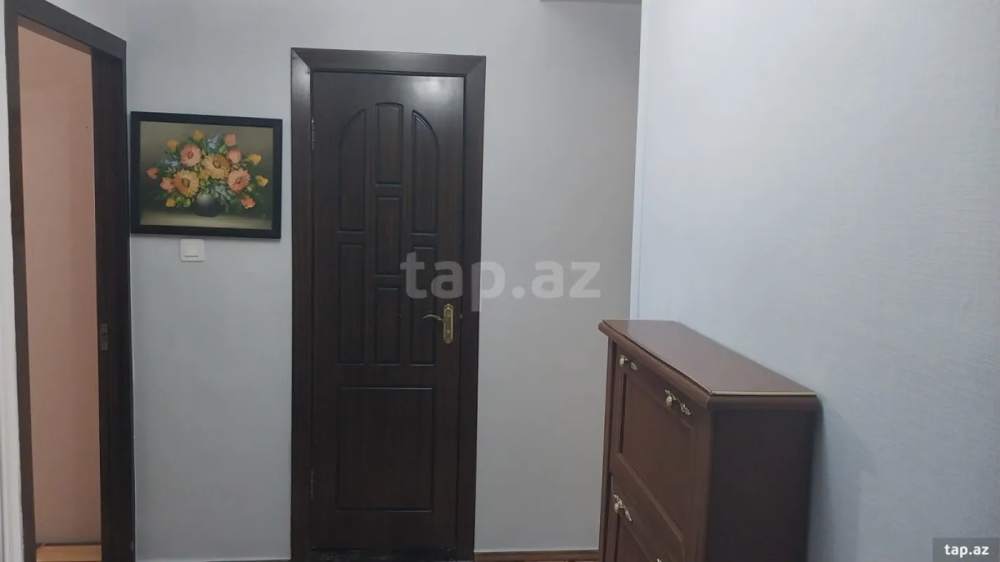 Kirayə verilir 2 otaqlı mənzil 80 m²