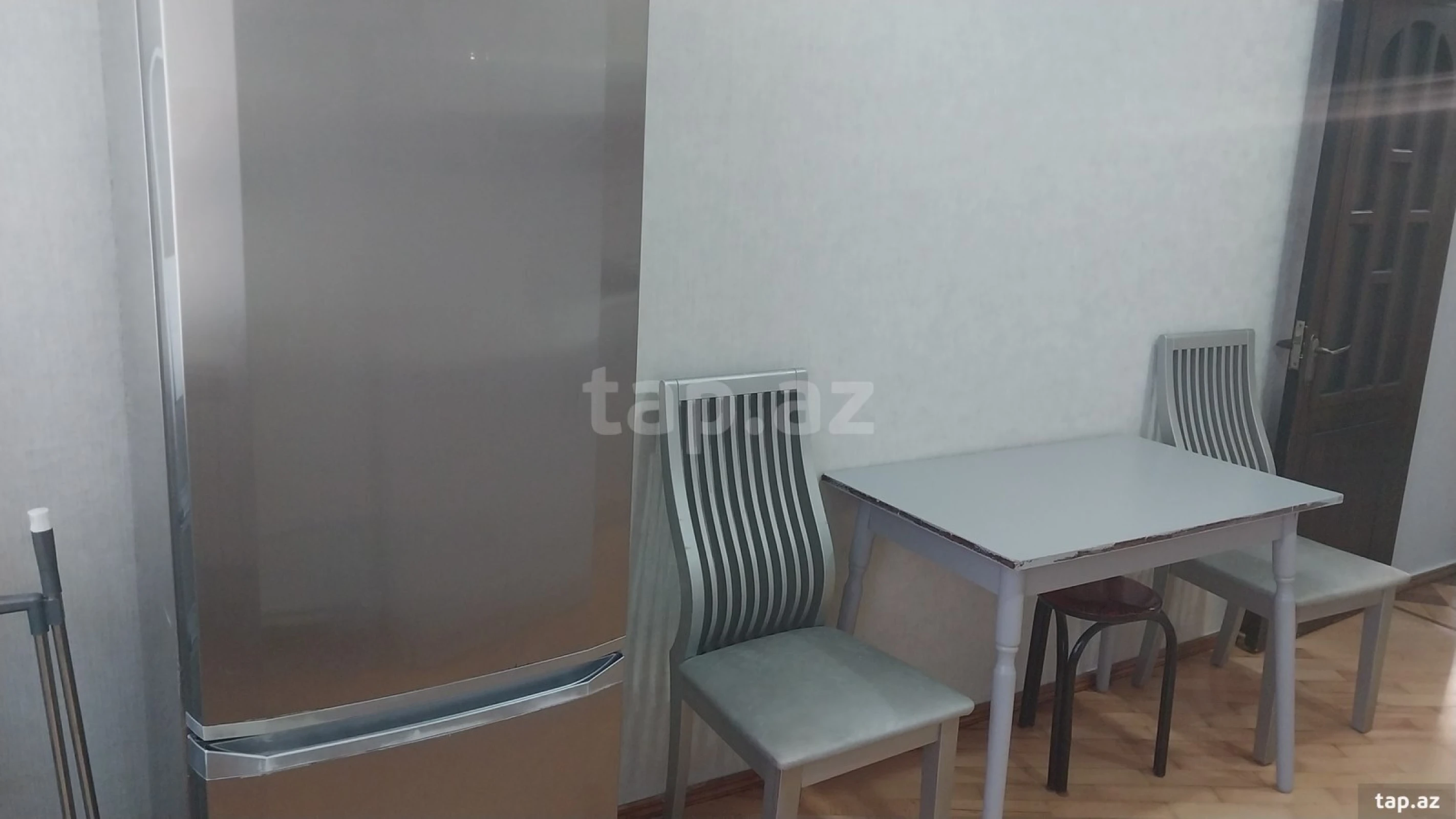 Kirayə verilir 2 otaqlı mənzil 80 m²