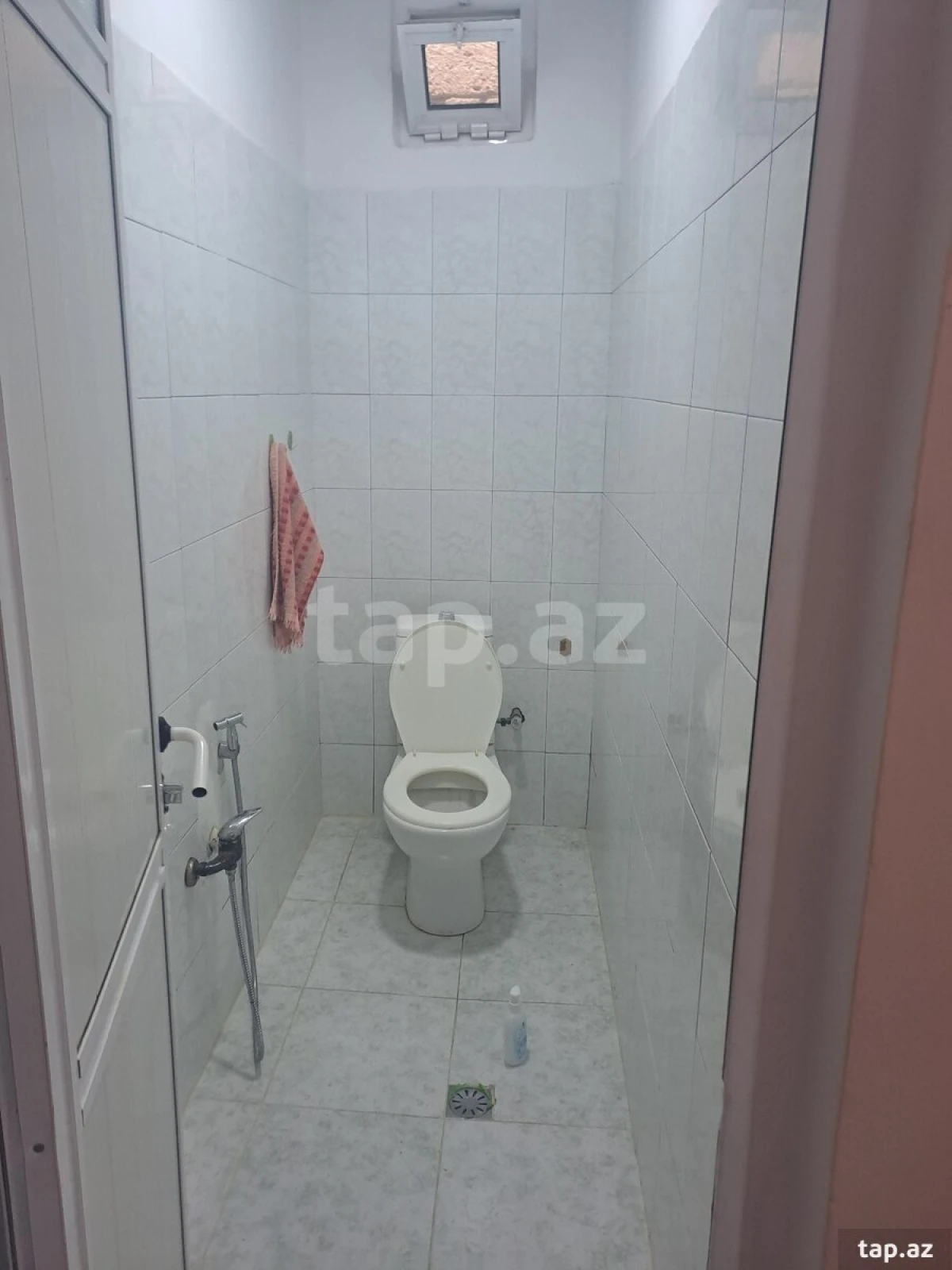 Kirayə verilir 3 otaqlı həyət evi