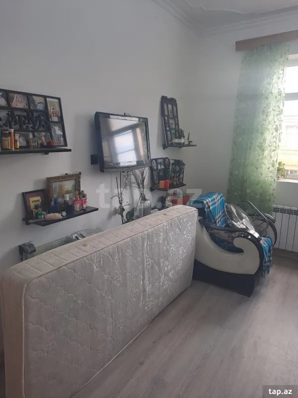 Kirayə verilir 3 otaqlı həyət evi