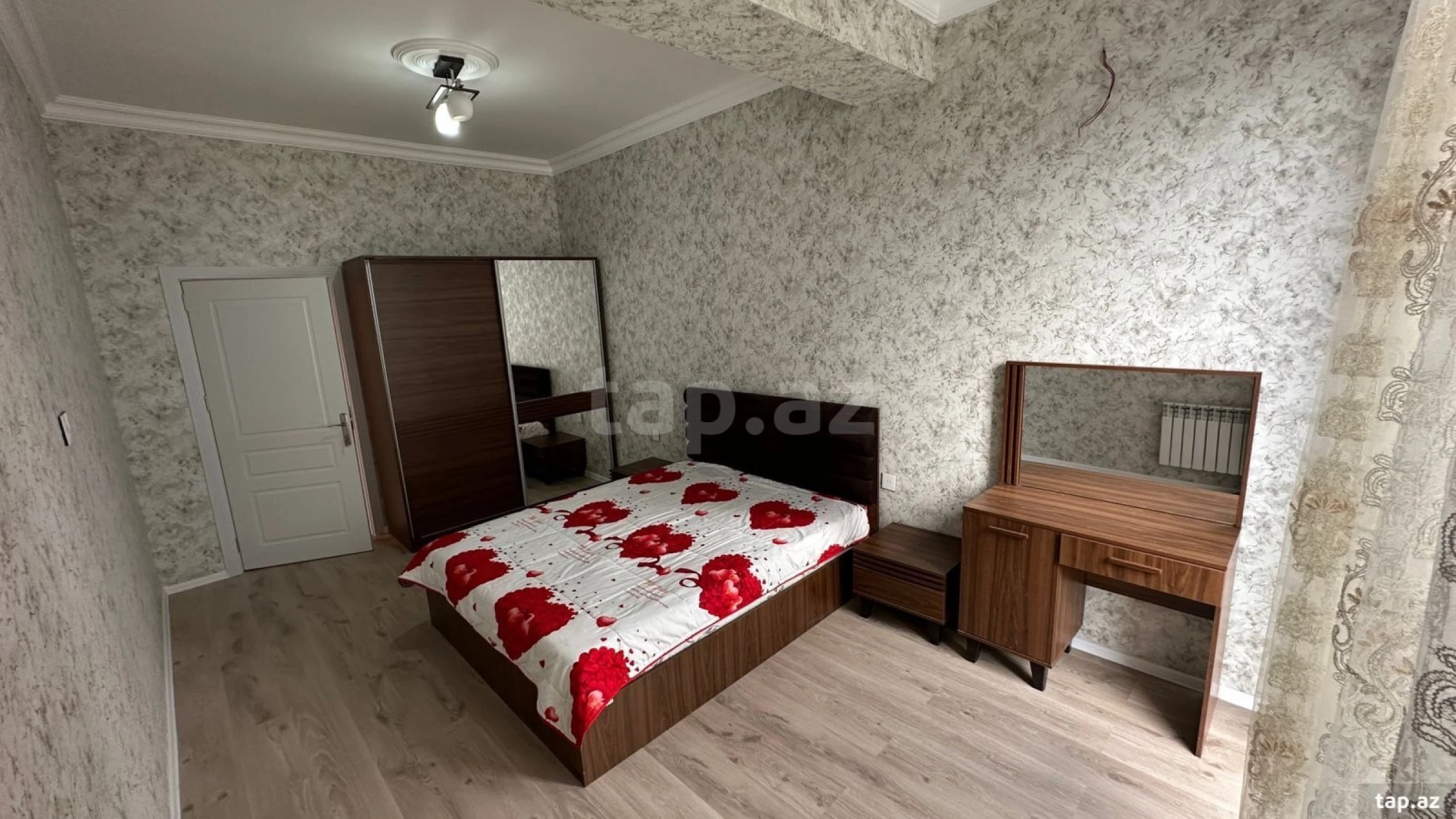 Kirayə verilir 2 otaqlı yeni tikili 86 m²