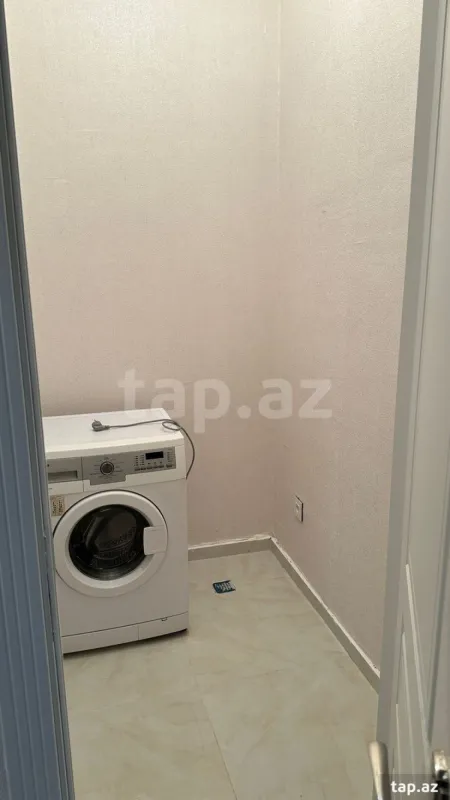 Kirayə verilir 2 otaqlı yeni tikili 86 m²