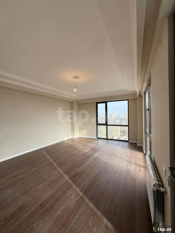 Satılır 4 otaqlı yeni tikili 123.6 m²