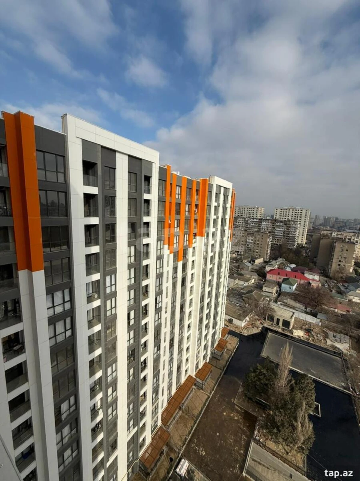 Satılır 4 otaqlı yeni tikili 123.6 m²